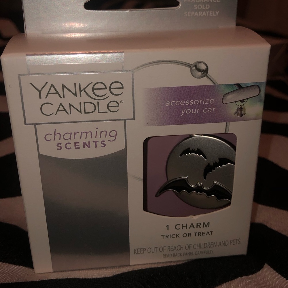 Yankee Candle Charming Scents Trick Or Treat Charm, New In Box - Picture 2 of 5